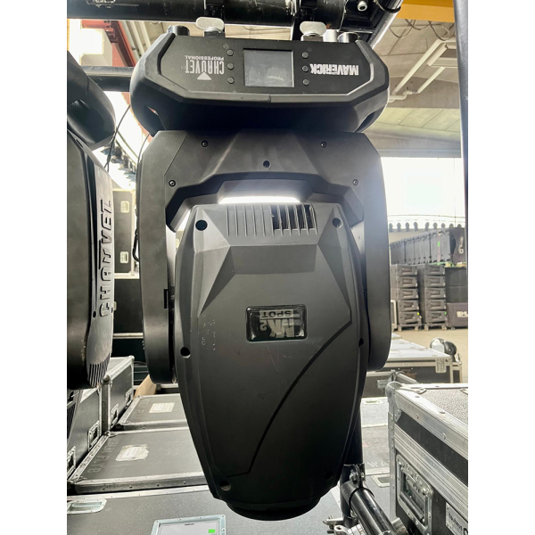 MAVERICK MK2 SPOT Chauvet Professional completi di flight case - Usati in buono stato