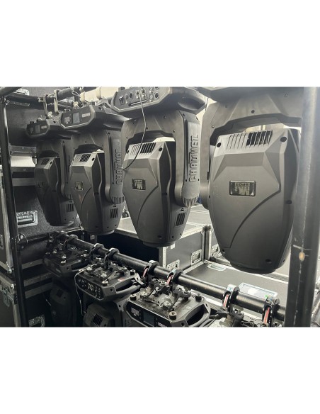 MAVERICK MK2 SPOT Chauvet Professional completi di flight case - Usati in buono stato
