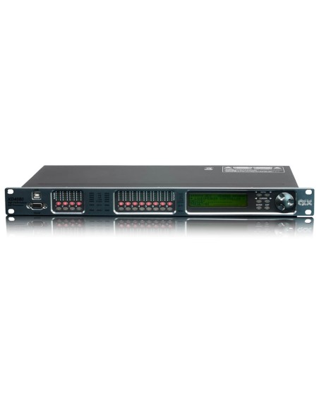 Processore DSP 4 In / 8 Out. Processamento 40 bit floating point, 96kHz, con EQ, crossover FIR/IIR
