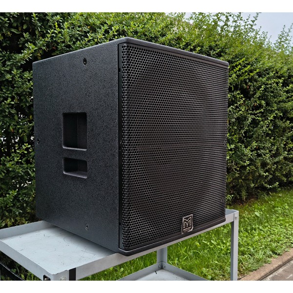 Diffusore sub bass compatto, 1x15” - Usato in ottimo stato (EX DEMO)