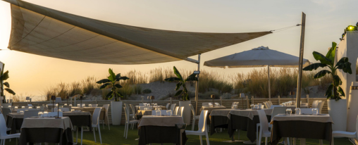 APERITIVO SUL MARE, TRA DESIGN E BUONA MUSICA: L’ESPERIENZA SONORA FIRMATA OPTIMAL AUDIO